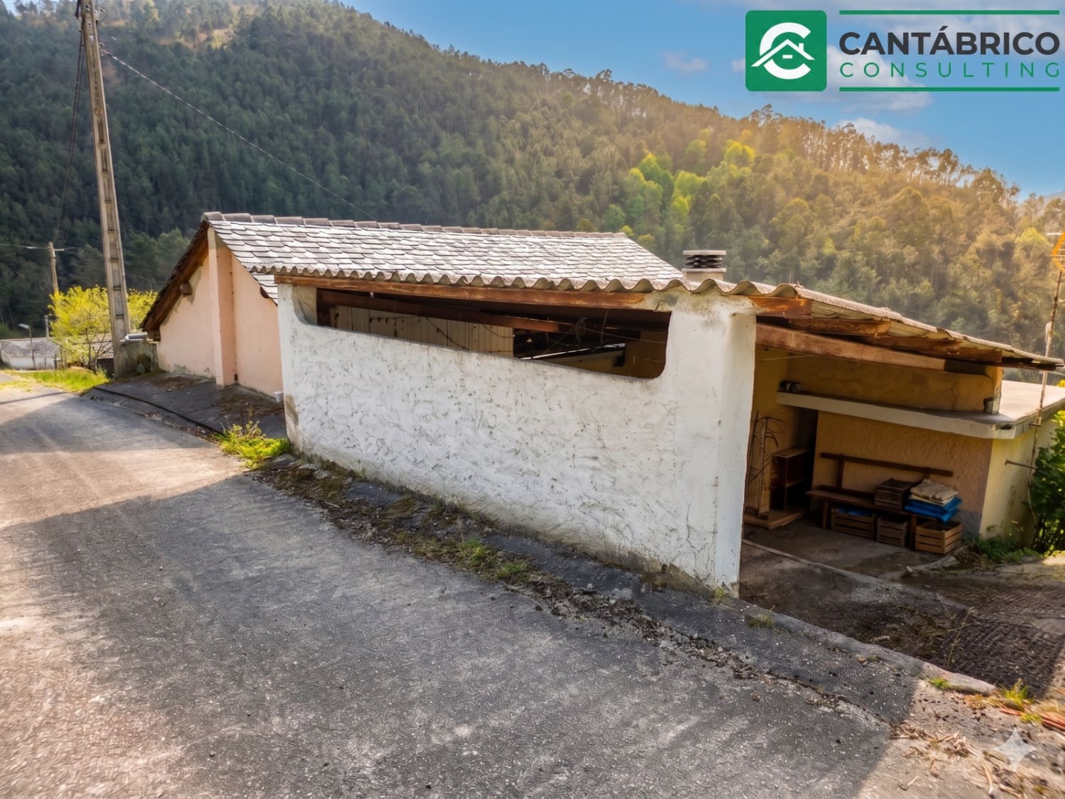 3 bedroom Townhouse for sale in Villayon with garage - € 130,000 (Ref: 9817004)