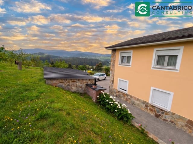 4 chambre Maison de Ville à vendre à Navia - 350 000 € (Ref: 9817005)