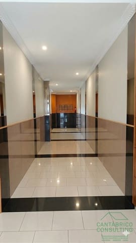 Piso de 3 habitaciones en Navia en venta con garaje - 320.000 € (Ref: 9817007)