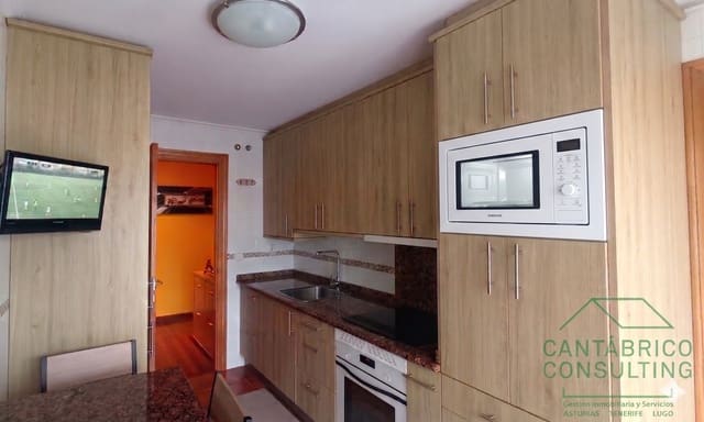 Piso de 3 habitaciones en Navia en venta con garaje - 320.000 € (Ref: 9817007)