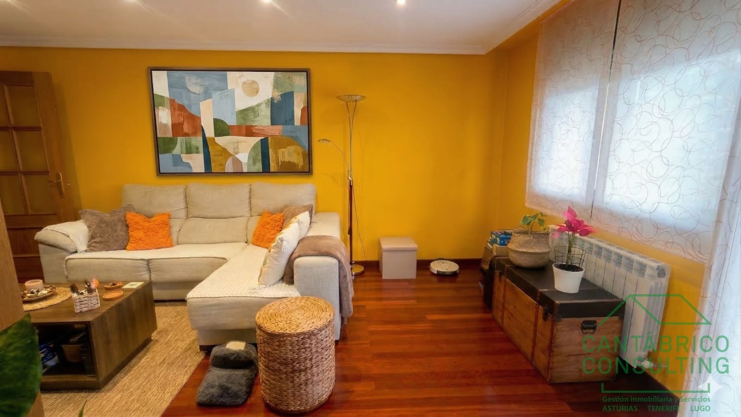 Piso de 3 habitaciones en Navia en venta con garaje - 320.000 € (Ref: 9817007)