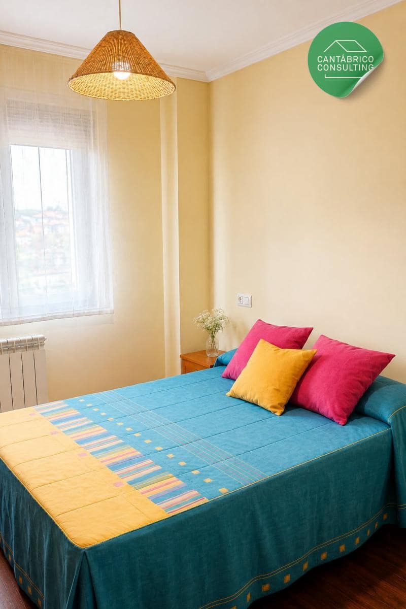 3 bedroom Flat for sale in Navia with garage - € 320,000 (Ref: 9817007)