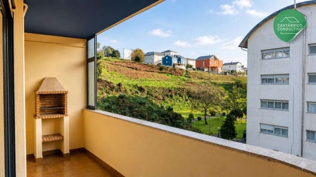 3 slaapkamer Flat te koop in Navia met garage - € 320.000 (Ref: 9817007)
