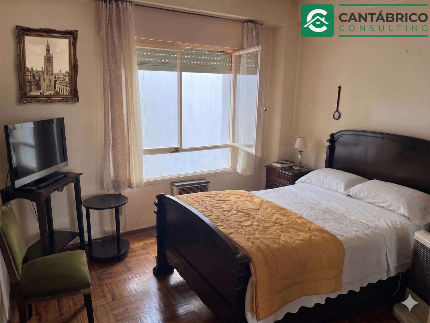 3 bedroom Flat for sale in Gijon - € 345,000 (Ref: 9866479)