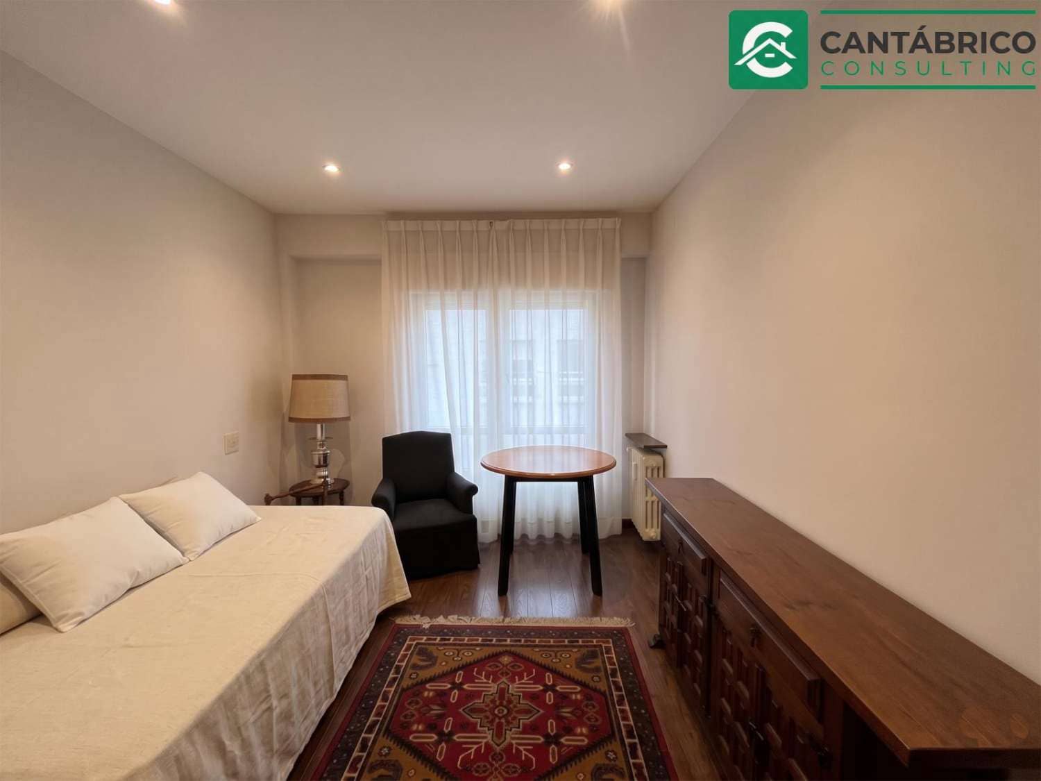 3 bedroom Flat for sale in Gijon - € 345,000 (Ref: 9866479)