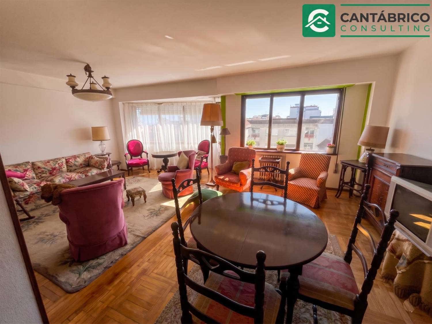 3 bedroom Flat for sale in Gijon - € 345,000 (Ref: 9866479)