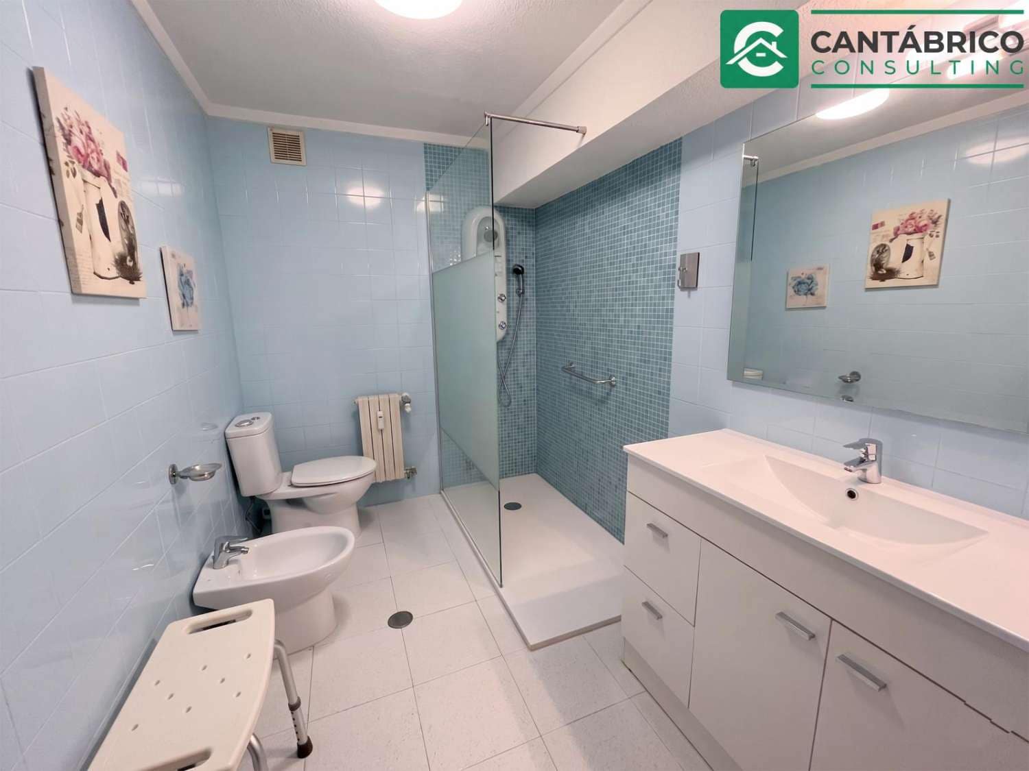 3 bedroom Flat for sale in Gijon - € 345,000 (Ref: 9866479)