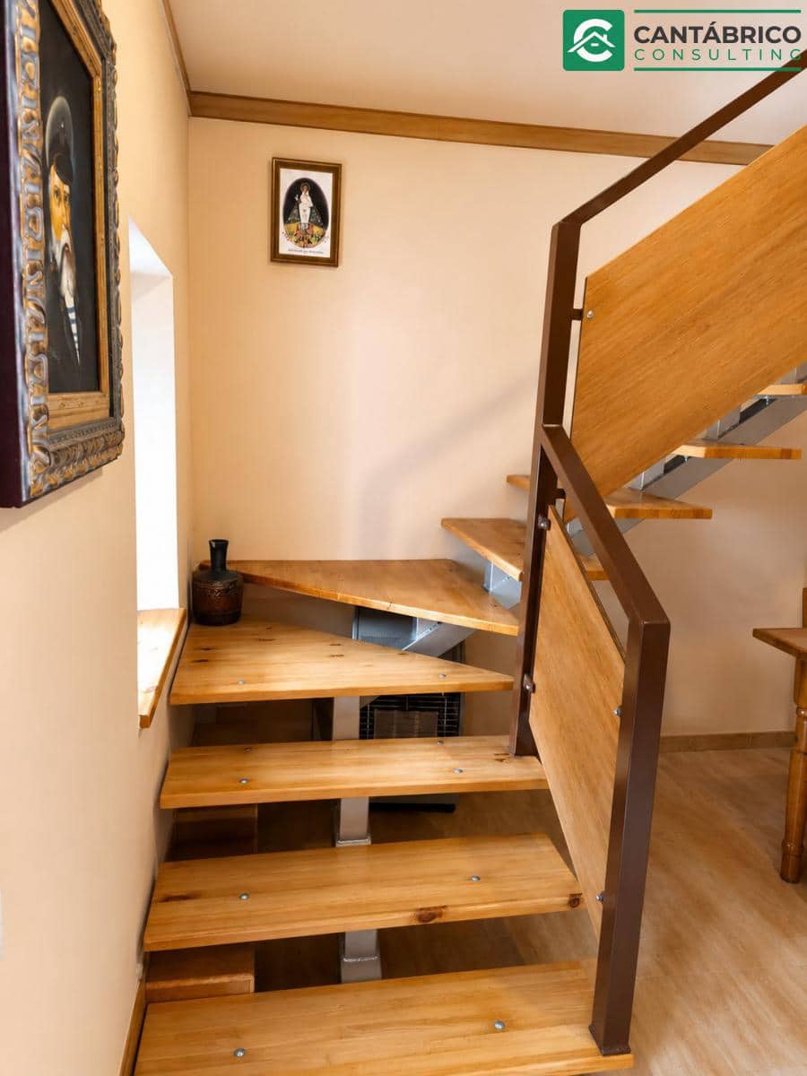 3 sypialnia Dom na sprzedaż w Navia - 260 000 € (Ref: 9877899)