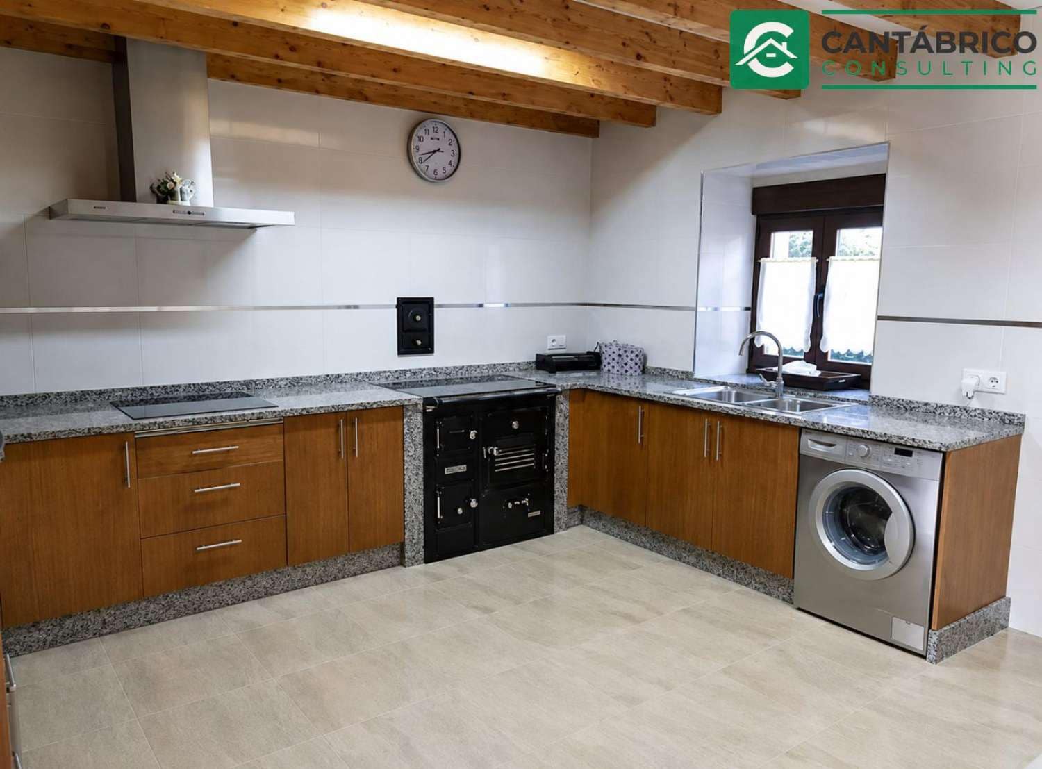 3 sypialnia Dom na sprzedaż w Navia - 260 000 € (Ref: 9877899)