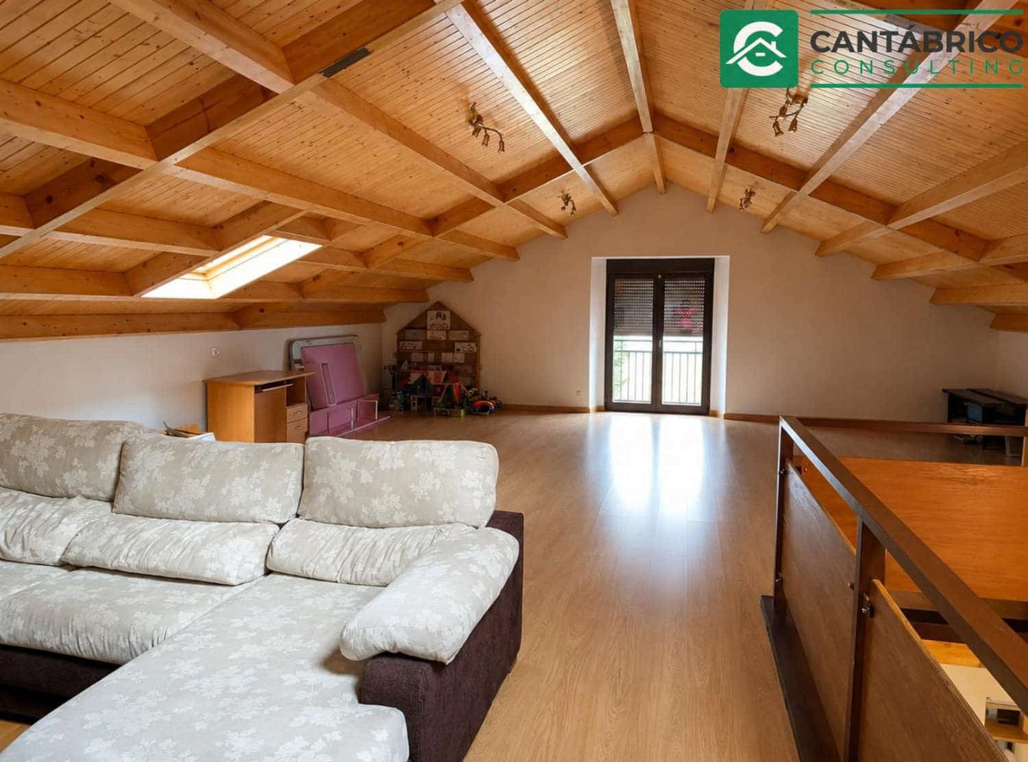 3 sypialnia Dom na sprzedaż w Navia - 260 000 € (Ref: 9877899)