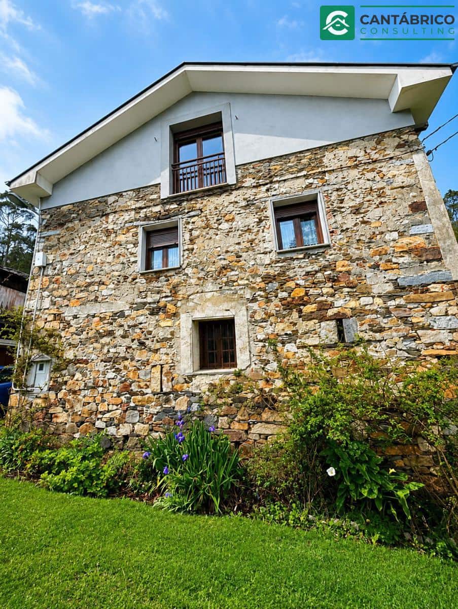 3 sypialnia Dom na sprzedaż w Navia - 260 000 € (Ref: 9877899)