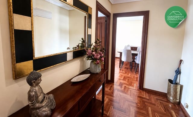 Piso de 2 habitaciones en Avilés en venta con garaje - 215.000 € (Ref: 9906827)