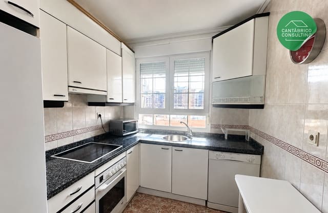 Piso de 2 habitaciones en Avilés en venta con garaje - 215.000 € (Ref: 9906827)