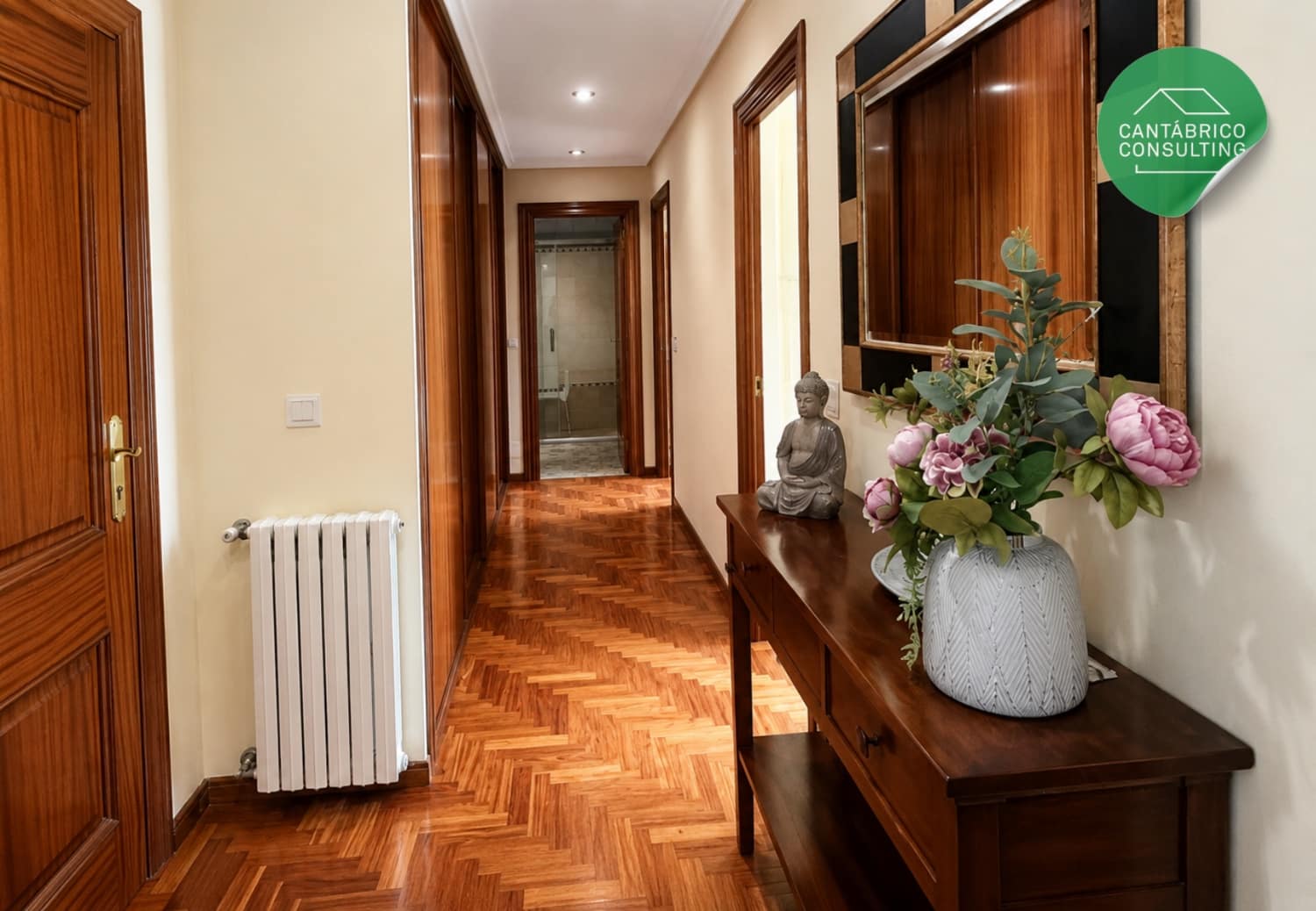 Piso de 2 habitaciones en Avilés en venta con garaje - 215.000 € (Ref: 9906827)