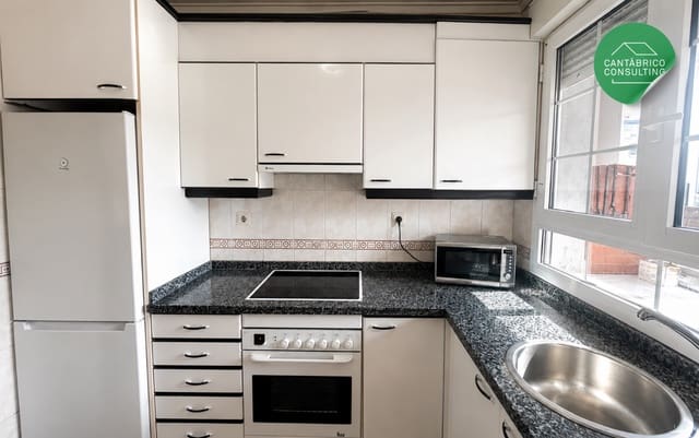 Piso de 2 habitaciones en Avilés en venta con garaje - 215.000 € (Ref: 9906827)