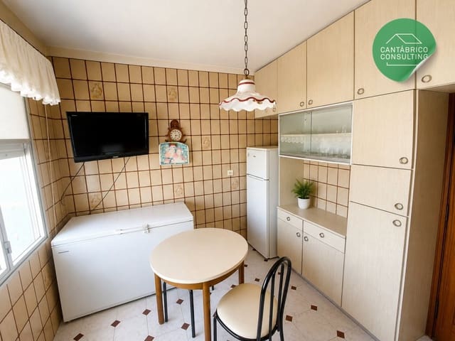 3 chambre Appartement à vendre à Navia avec garage - 155 000 € (Ref: 9928732)