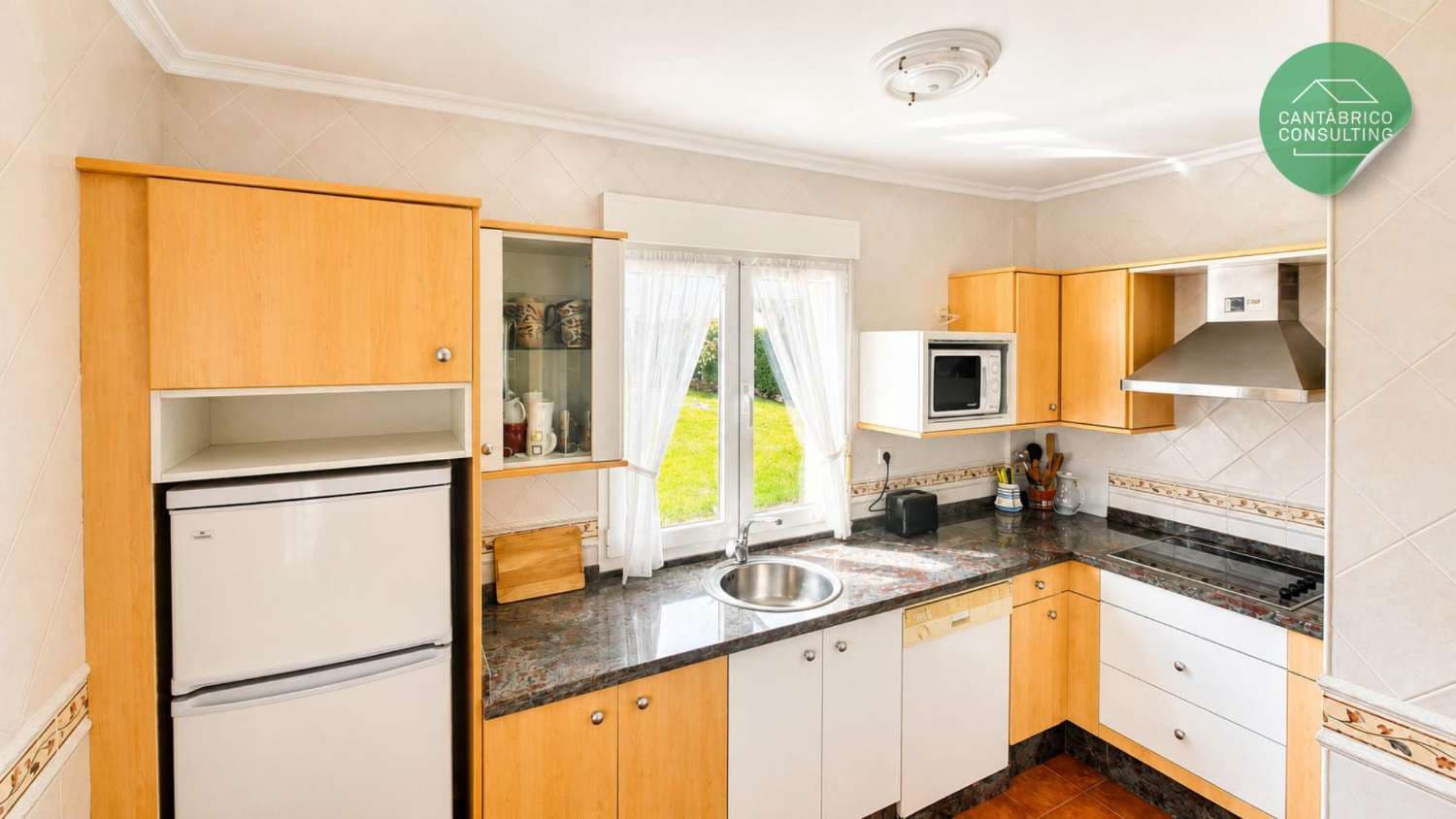 3 sypialnia Willa na sprzedaż w Castropol z garażem - 550 000 € (Ref: 9946962)