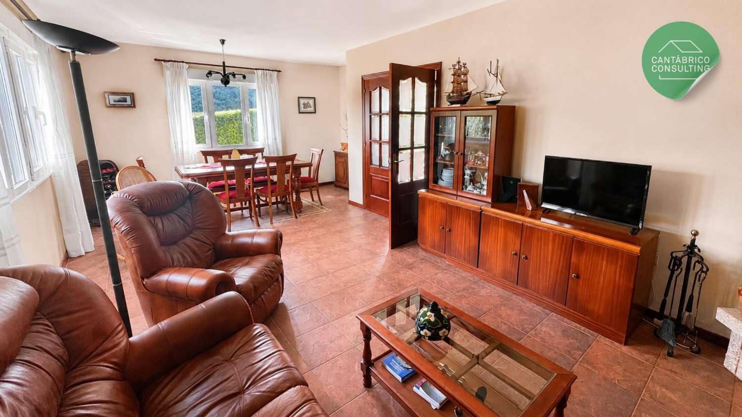 3 sypialnia Willa na sprzedaż w Castropol z garażem - 550 000 € (Ref: 9946962)