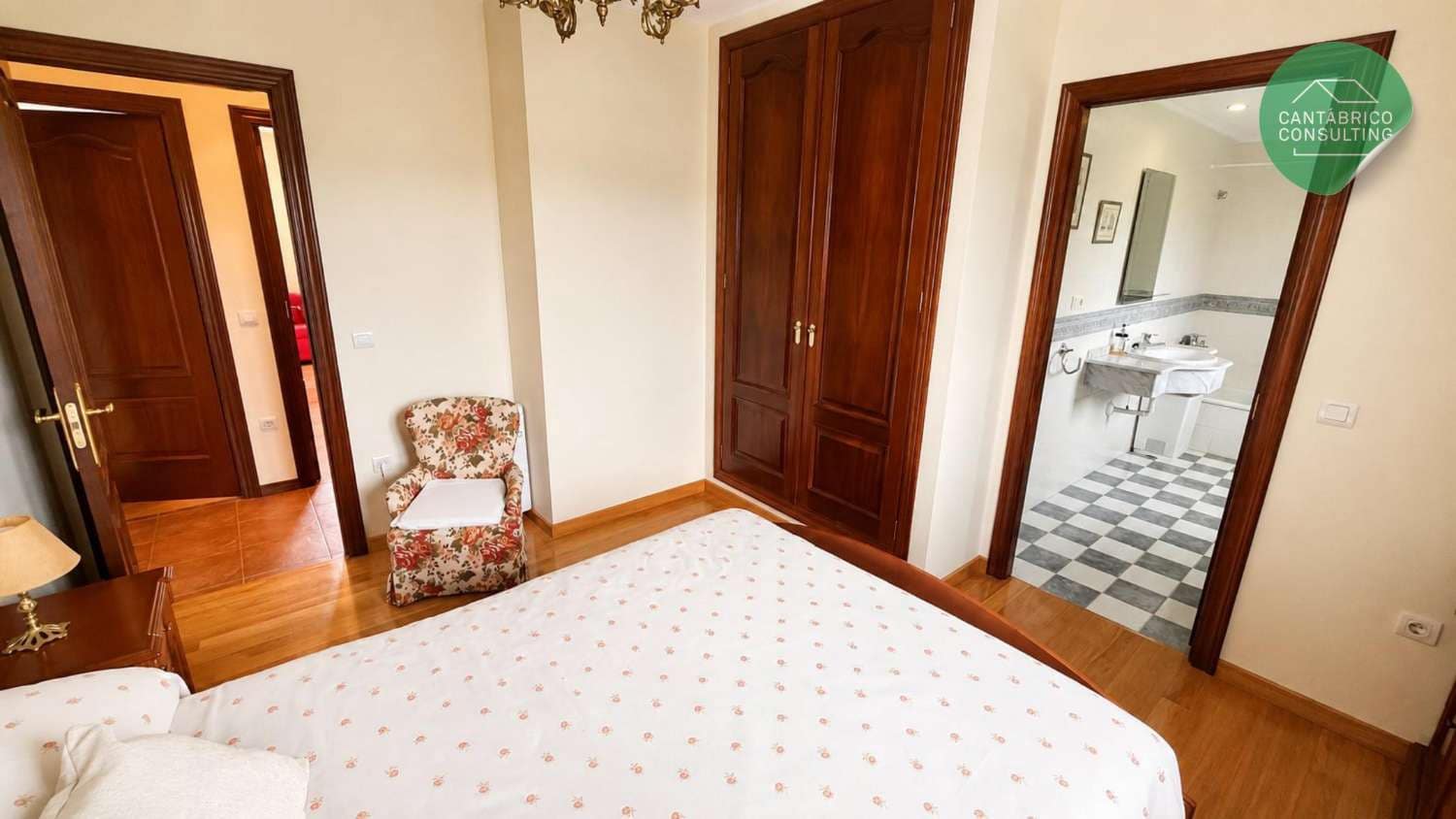3 sypialnia Willa na sprzedaż w Castropol z garażem - 550 000 € (Ref: 9946962)