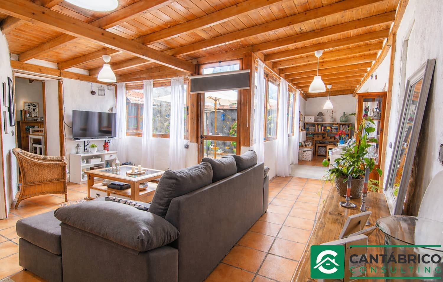 3 bedroom Semi-detached Villa for sale in Guia de Isora - € 335,000 (Ref: 9954680)