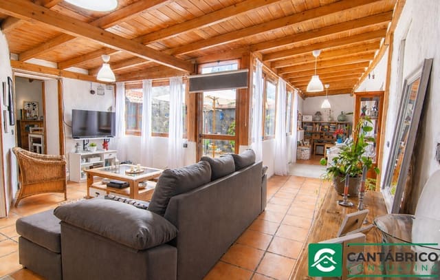 3 sovrum Semi-fristående Villa till salu i Guía de Isora - 335 000 € (Ref: 9954680)