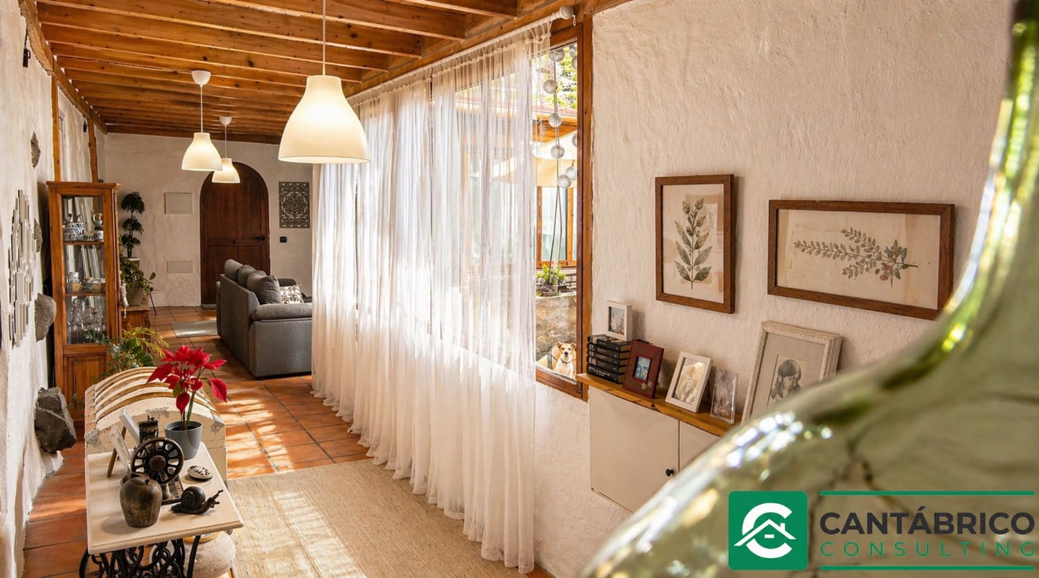 3 bedroom Semi-detached Villa for sale in Guia de Isora - € 335,000 (Ref: 9954680)