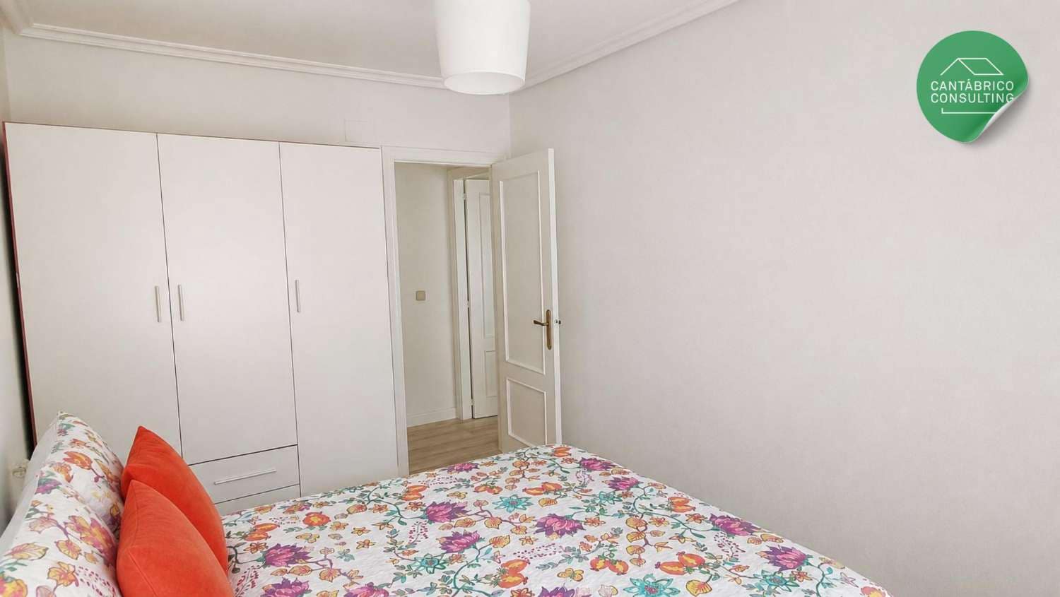 2 soveværelse Lejlighed til salg i Navia - € 215.000 (Ref: 9966122)