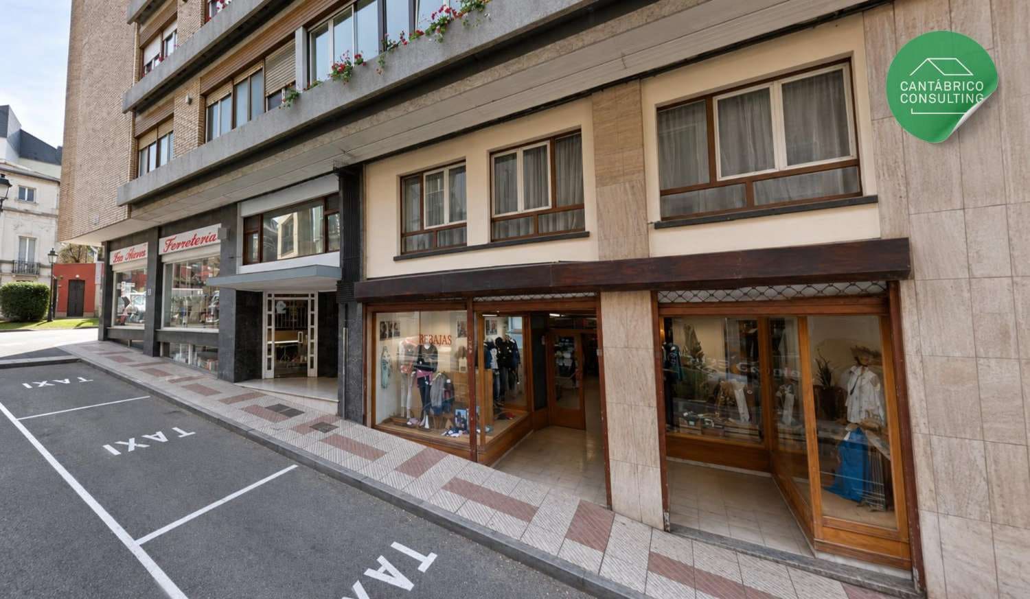 Kommersiell till salu i Navia - 235 000 € (Ref: 9984387)