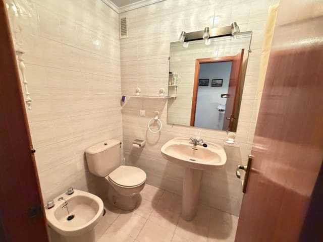 3 sovrum Lägenhet till salu i Santander med garage - 395 000 € (Ref: 10011153)