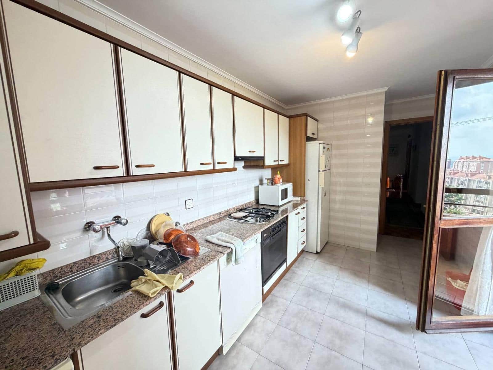 3 sovrum Lägenhet till salu i Santander med garage - 395 000 € (Ref: 10011153)