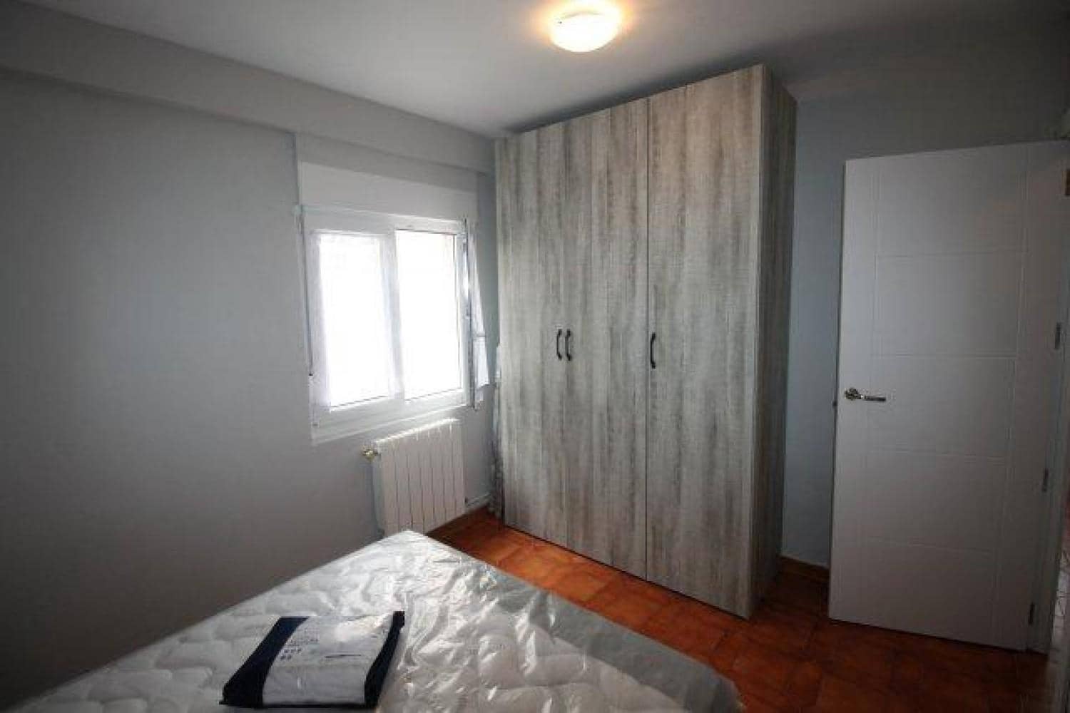 3 camera da letto Appartamento da affittare in Santander - 800 € (Rif: 10011154)