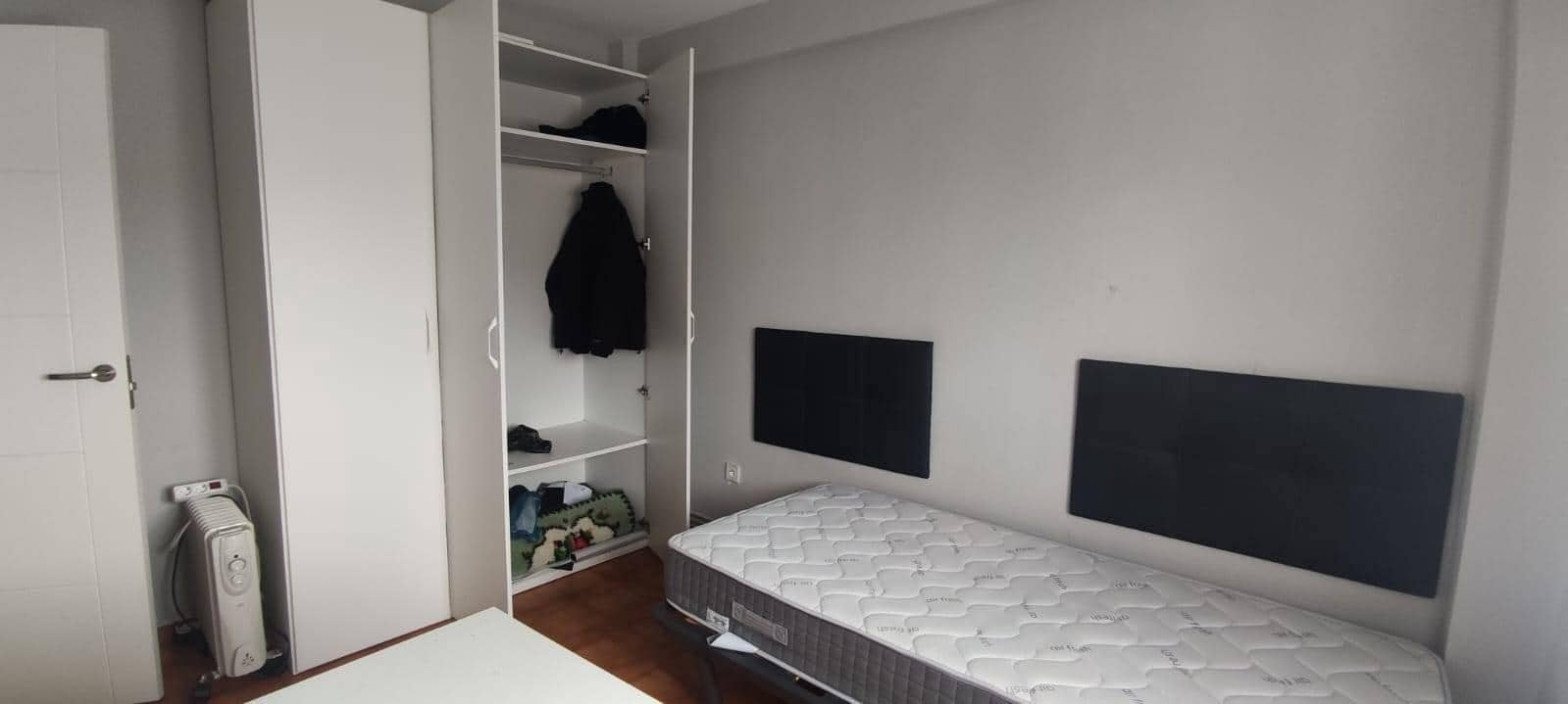 3 camera da letto Appartamento da affittare in Santander - 800 € (Rif: 10011154)