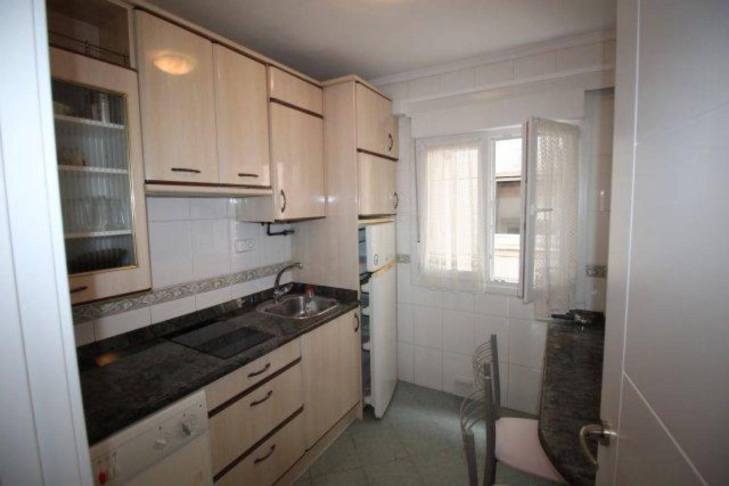 3 camera da letto Appartamento da affittare in Santander - 800 € (Rif: 10011154)