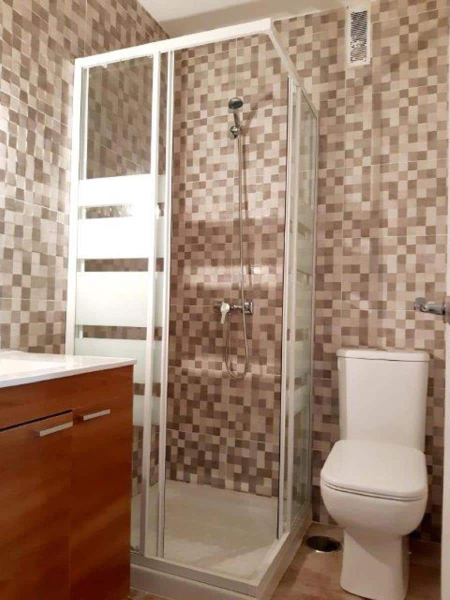 3 bedroom Flat for rent in Santander - € 900 (Ref: 10011155)