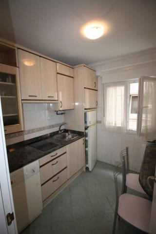 3 makuuhuone Asunto vuokrattavana paikassa Santander - 800 € (Ref: 10020397)