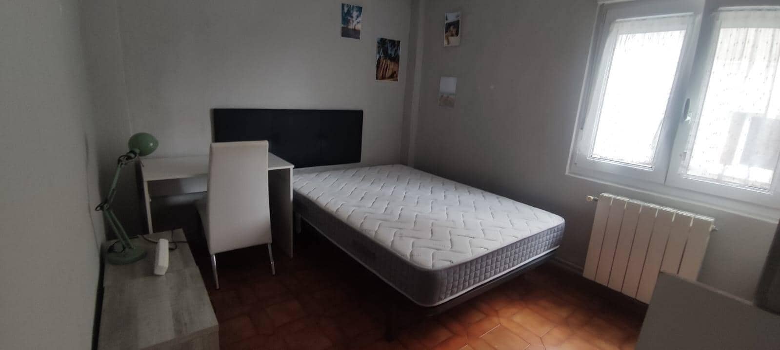 3 sypialnia Mieszkanie do wynajęcia w Santander - 800 € (Ref: 10020397)