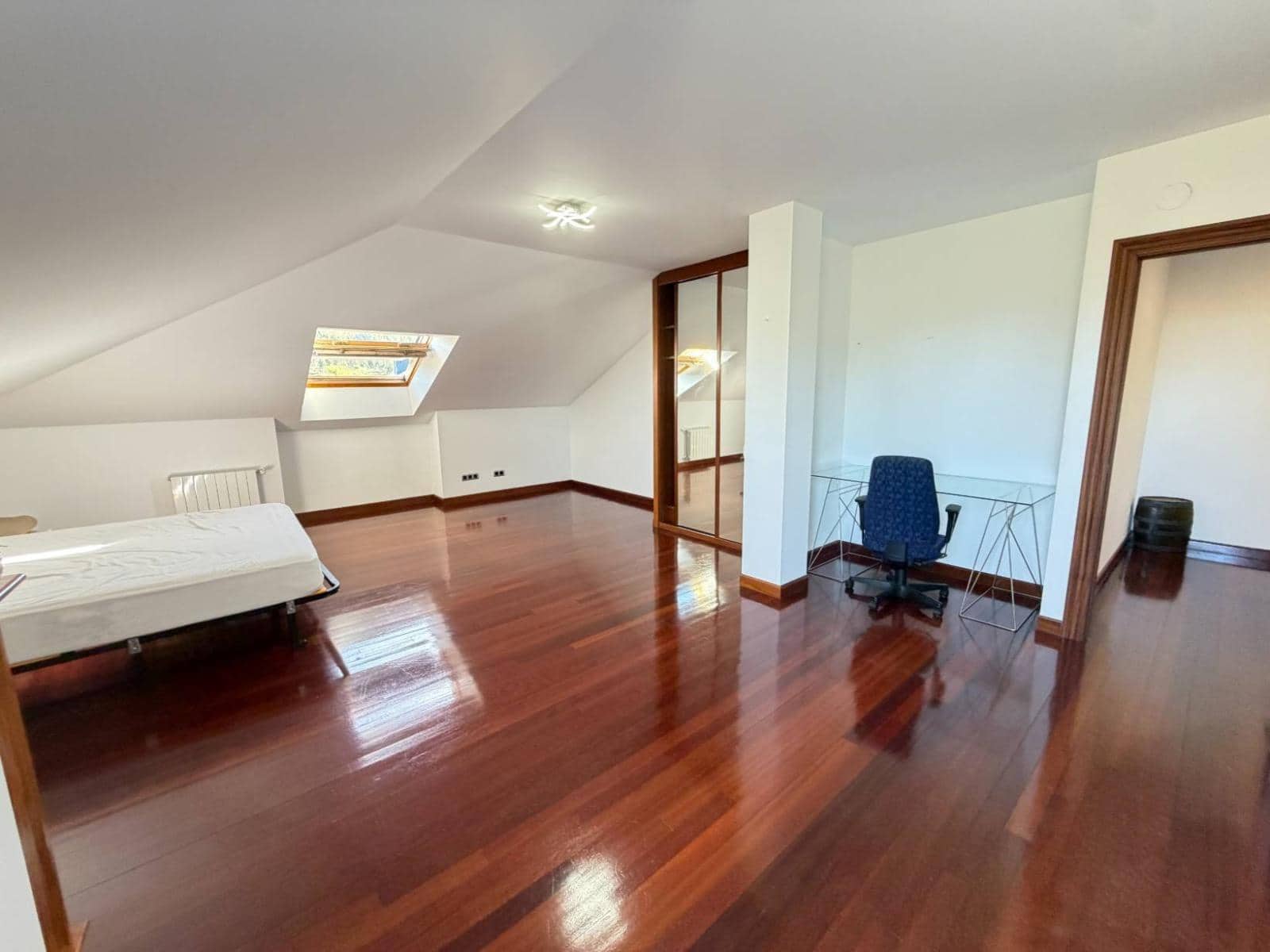 3 bedroom Apartment for sale in Mortera with garage - € 345,000 (Ref: 10102221)