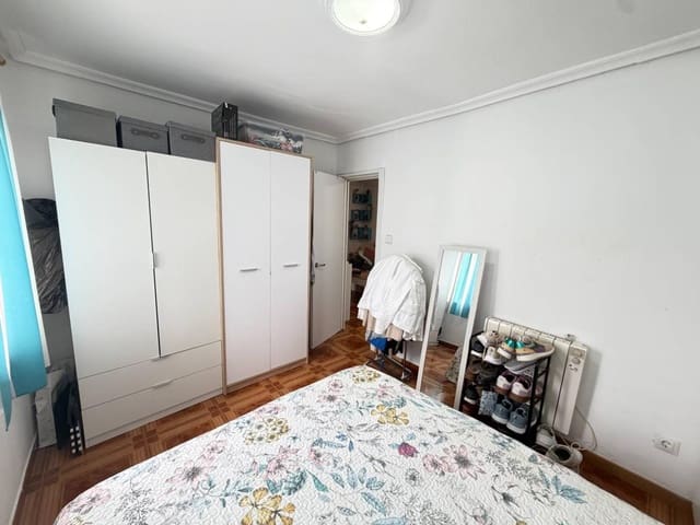 2 sypialnia Mieszkanie na sprzedaż w Torrelavega - 89 000 € (Ref: 10124448)