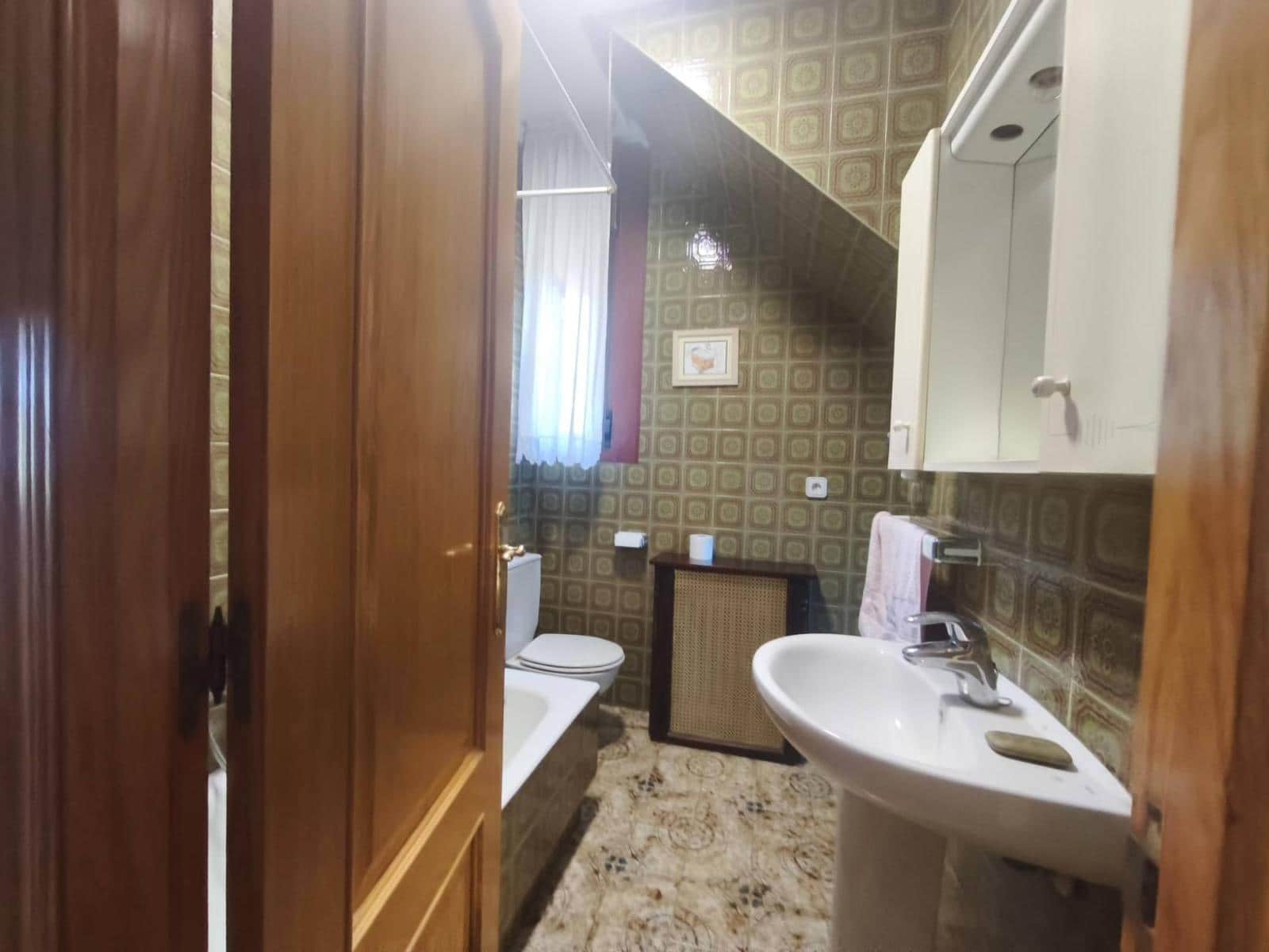 5 chambre Villa/Maison à vendre à Santander avec garage - 550 000 € (Ref: 10180424)