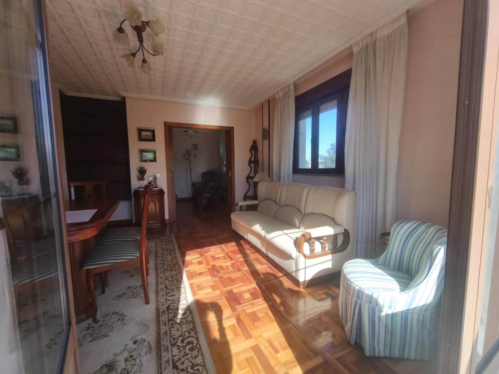 5 chambre Villa/Maison à vendre à Santander avec garage - 550 000 € (Ref: 10180424)