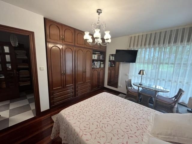 4 chambre Villa/Maison Semi-Mitoyenne à vendre à Torrelavega - 430 000 € (Ref: 7517589)