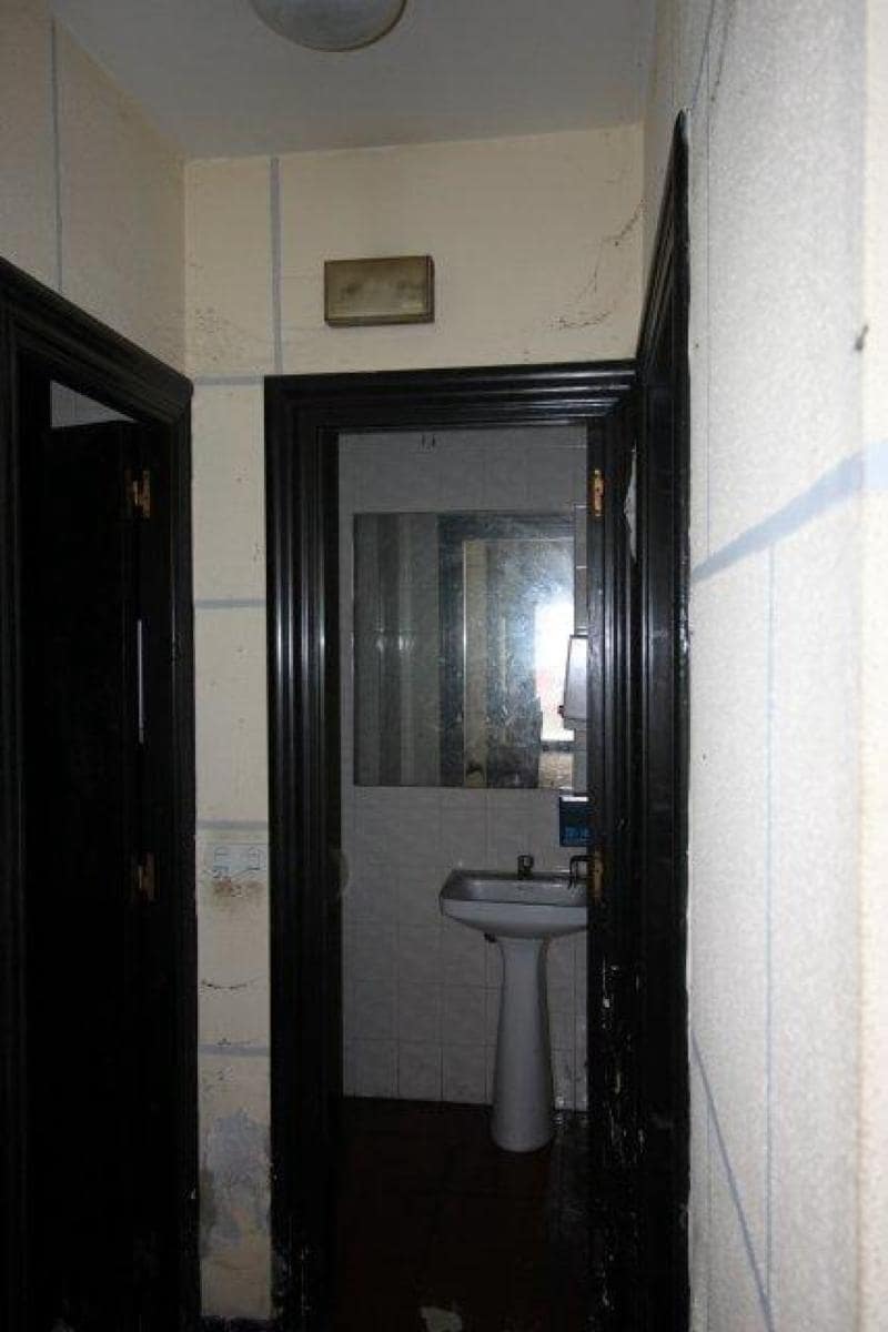 Comercial para venda em Santander - 104 000 € (Ref: 8089744)