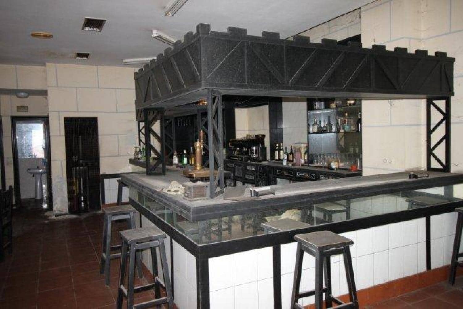 Comercial para venda em Santander - 104 000 € (Ref: 8089744)