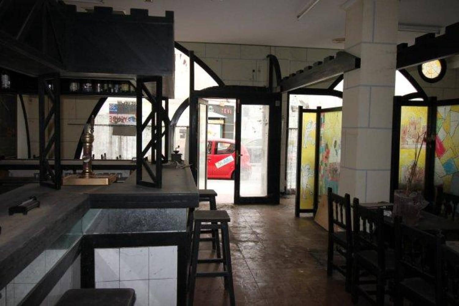 Comercial para venda em Santander - 104 000 € (Ref: 8089744)