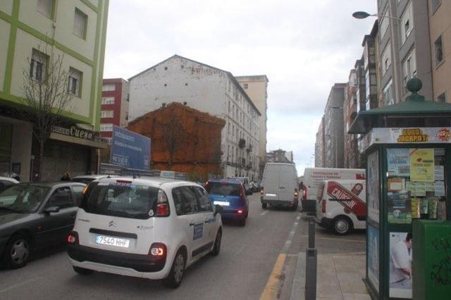 Comercial para venda em Santander - 104 000 € (Ref: 8089744)