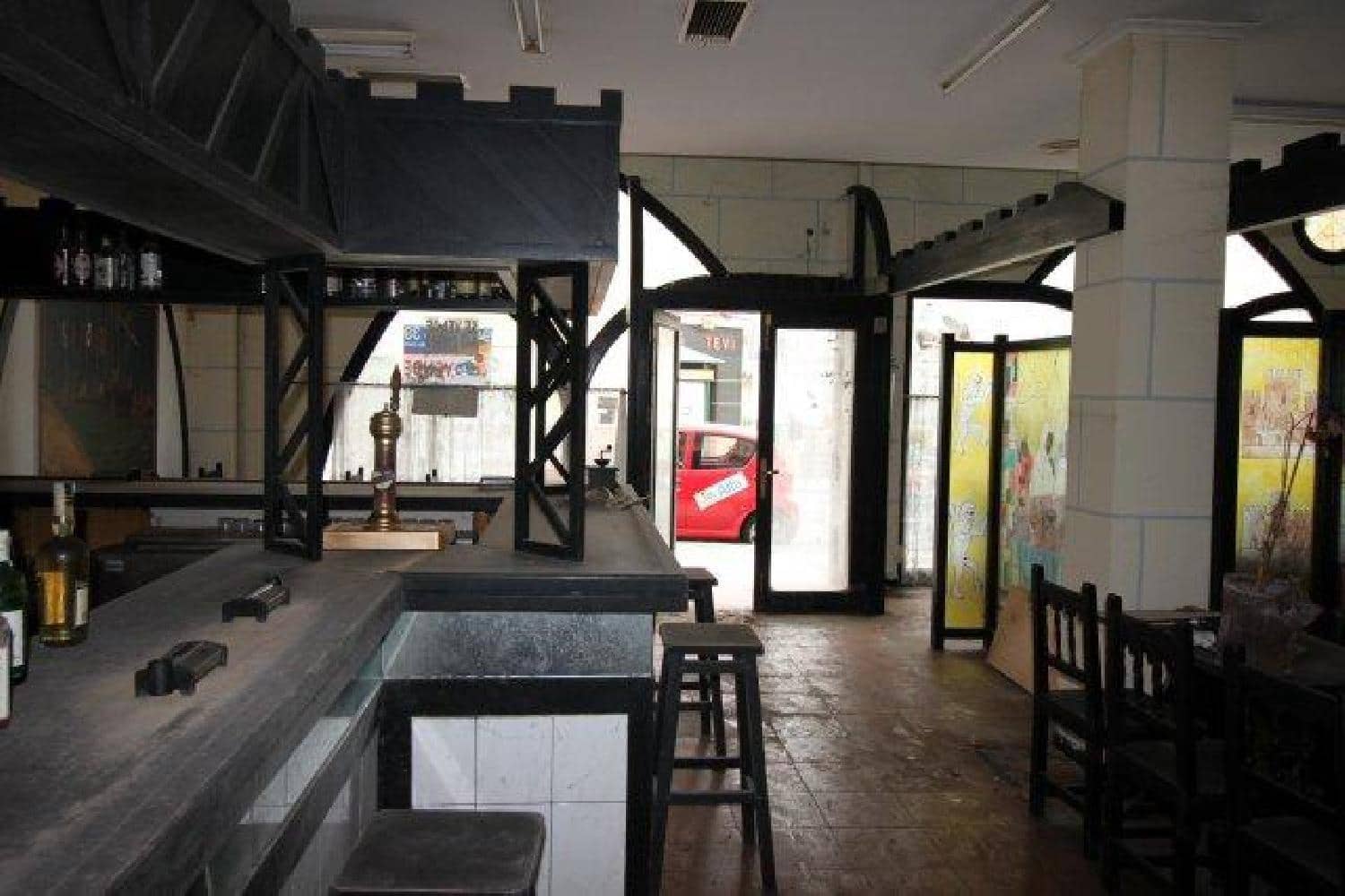 Comercial para venda em Santander - 104 000 € (Ref: 8089744)