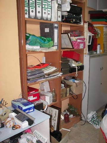 Commerciale da affittare in Santander - 500 € (Rif: 8089746)