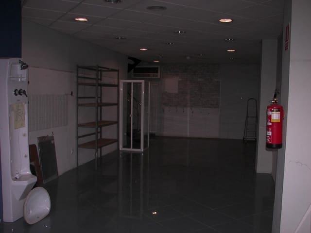 Commercial for sale in Santander - € 648,000 (Ref: 8089751)