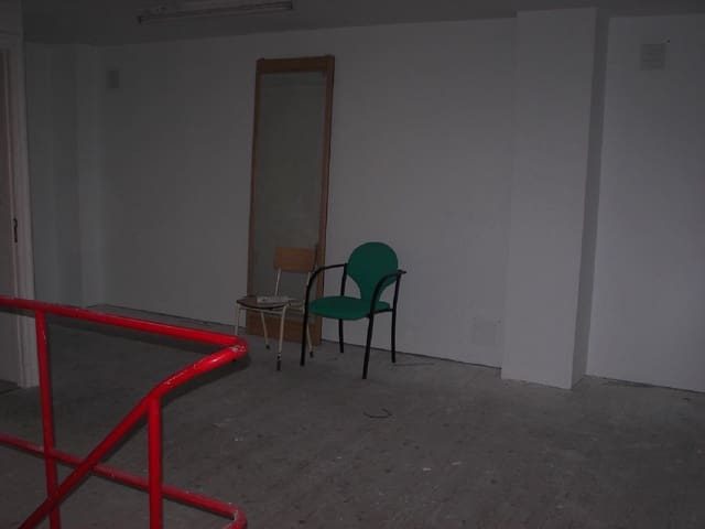 Komercyjne na sprzedaż w Santander - 648 000 € (Ref: 8089751)