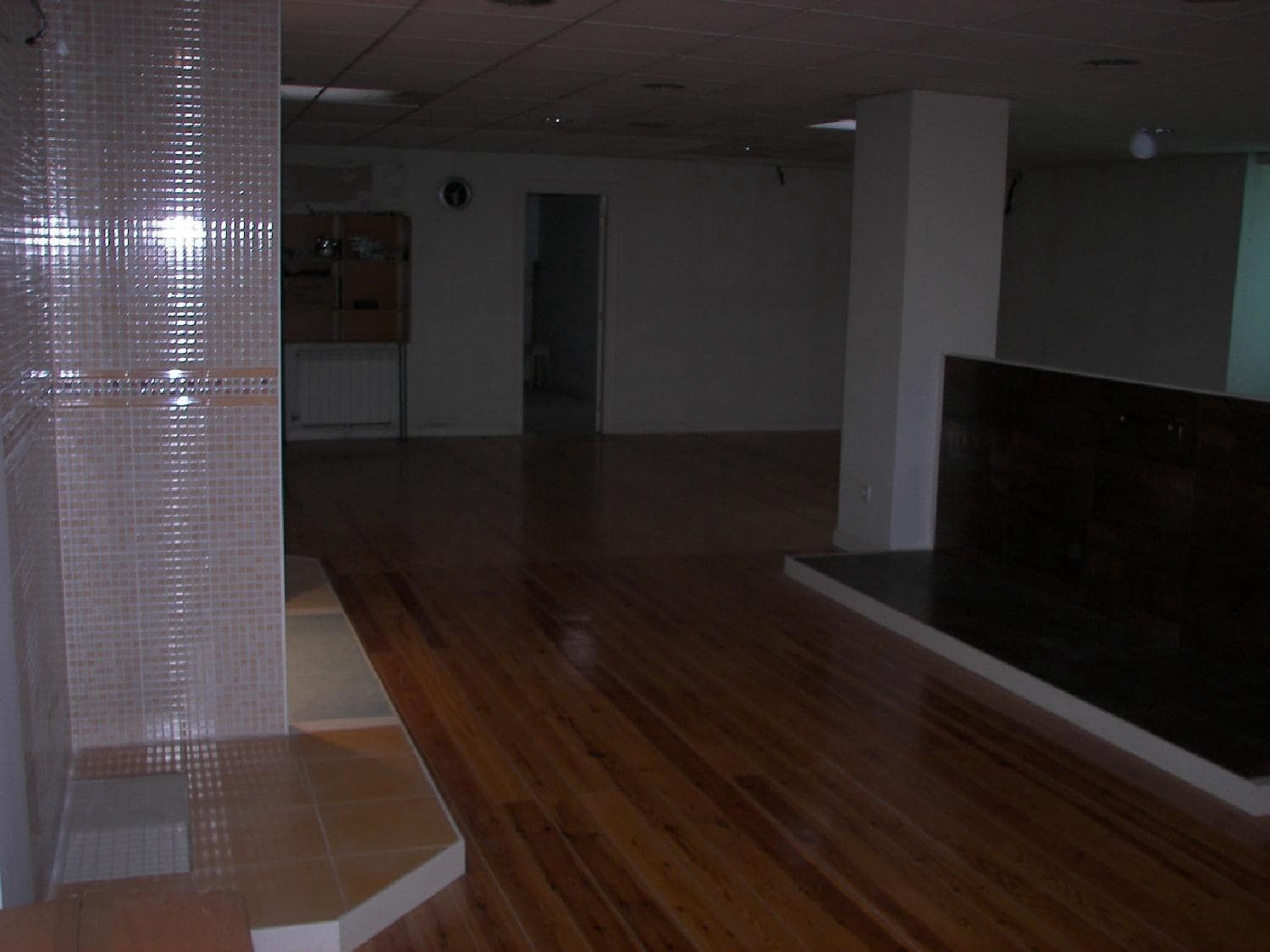 Commercial for sale in Santander - € 648,000 (Ref: 8089751)